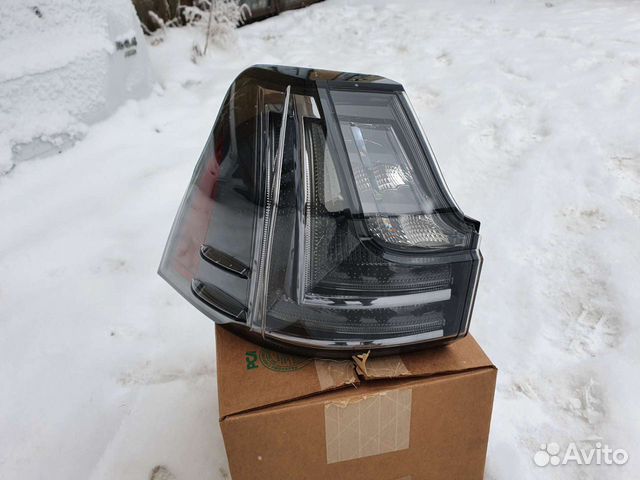 Фонарь левый Lexus LX570 LX450D Black Vision