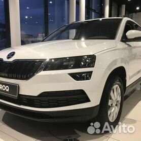 Шкода Карок — комплектации и цены на новую Škoda Karoq 2022-2021 в Москве