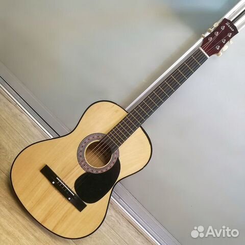 Гитара новая для обучения