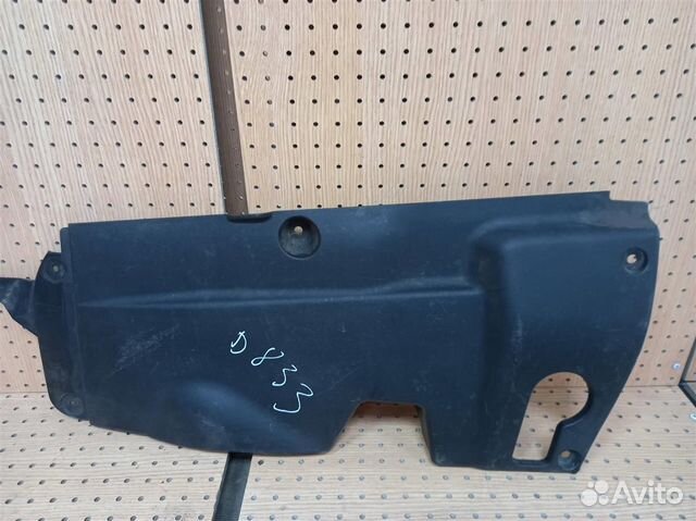 Крышка двс(декоративная) Lexus IS250 GSE20