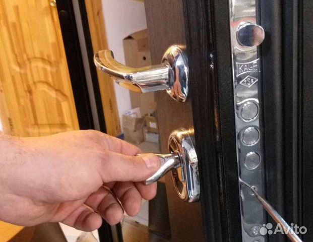 Вскрытие замков/Вскрытие Автомобиля/Замена Замков