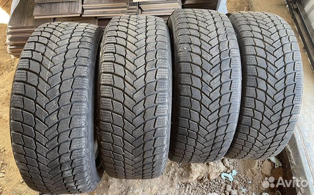 Michelin X-Ice Snow 215/55 R17