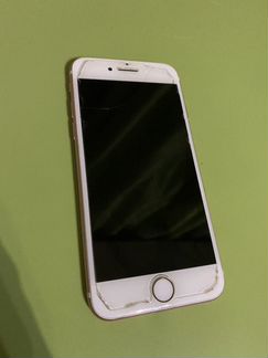 Телефон iPhone 7
