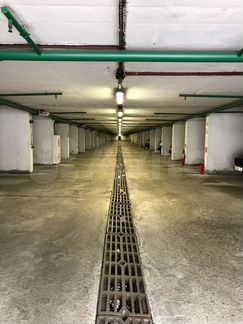 Машиноместо, 24 м²