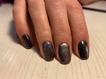 Маникюр