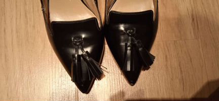 Красивые туфли, Banana Republic