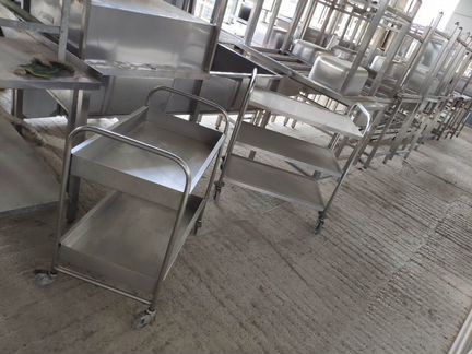 Столы, стеллажи для магазина