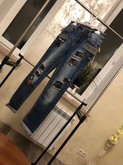 Джинсы модные