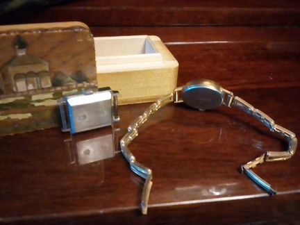 Часы на руку