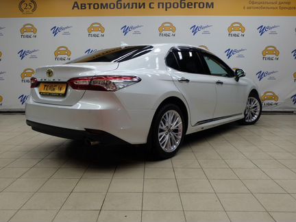 Toyota Camry 2.5 AT, 2019, 15 000 км