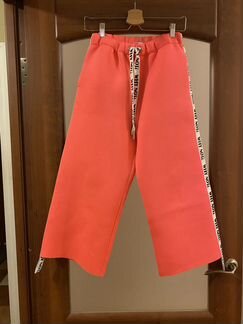 Спортивные брюки капри