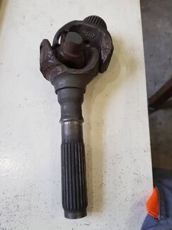 Ремонт выходного вала кардана в раздатки и ремонт