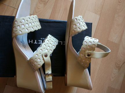 Босоножки новые, р. 38