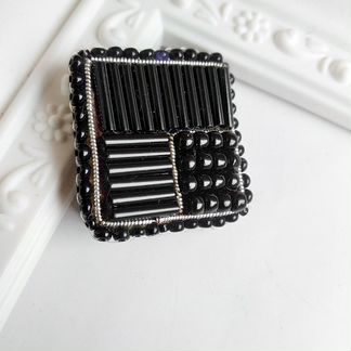 Брошь новогодняя. Елочка