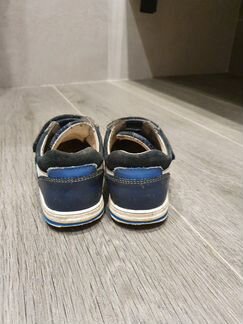 Кроссовки-ботинки 28 р