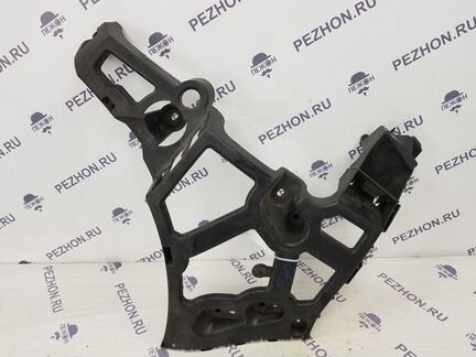 Кронштейн заднего бампера Renault Megane 3 2008-20