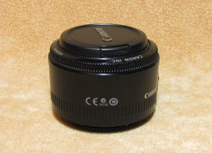 Объектив Canon Lens EF 50 mm 1:1:8 II 0.45m/1.5 ft