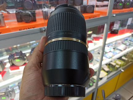 Tamron SP 70-300mm f/4-5.6 Di VC USD для Canon EF