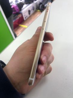 Телефон iPhone 7 128 рст
