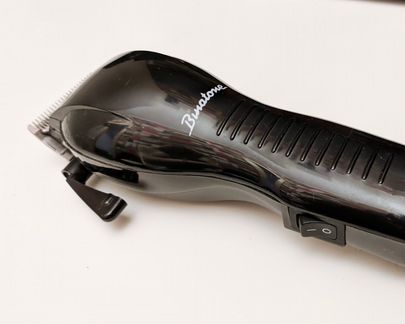 Машинка для стрижки Binatone 10W