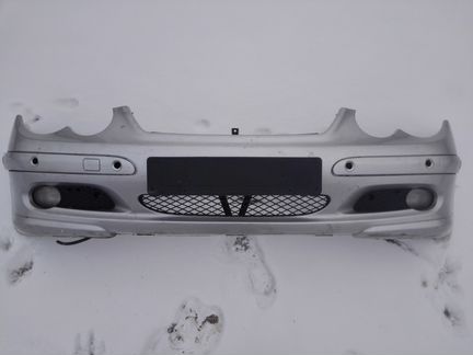 Бампер передний Mercedes W203 Спорт-купе
