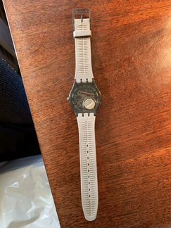 Часы Swatch