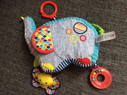 Слоник-подвеска Fisher Price