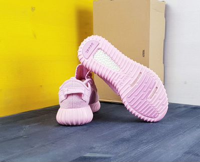 Adidas Yeezy boost 350 кроссовки новые женские