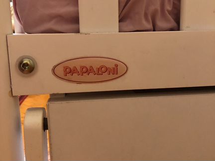 Детская кроватка с маятником Papaloni
