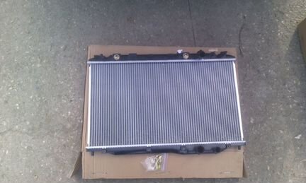 Радиатор охлаждения Honda Civic 4d 2006-11