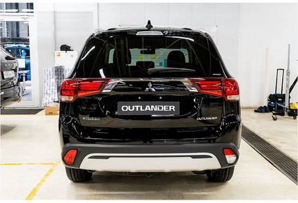 Mitsubishi Outlander 2.0 CVT, 2020