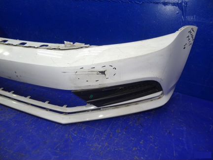 Бампер передний Volkswagen Jetta
