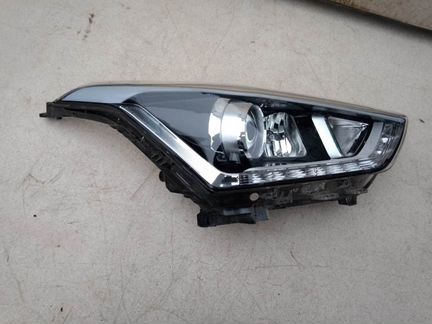 Hyundai Creta Фара правая галоген дхо