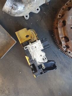 Ford transit замок передней левой двери