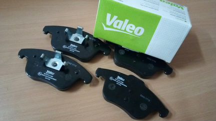 Valeo передние колодки Ford Volvo