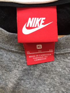 Лонгслив Nike
