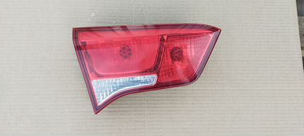 Фонарь внутренний левый Kia Rio 3 924034X500