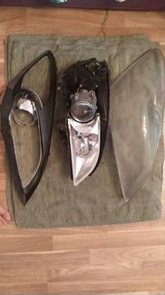 Продам правую фару на Кия Сид 2010