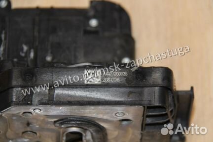 Замок двери передней левой Mercedes Vito W447