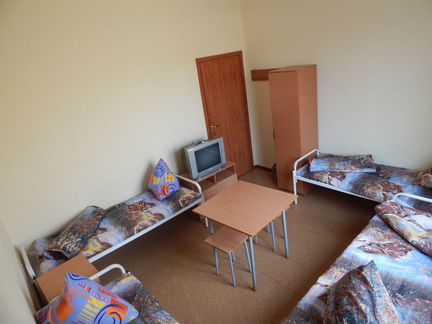 Комната 14 м² в > 9-к, 1/3 эт.