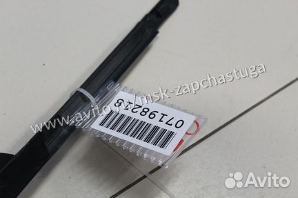 Молдинг стекла передней правой двери BMW 5 G30 G31