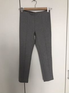 Трикотажные леггинсы со швами эластичные