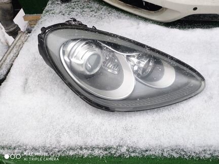 Porsche фара правая