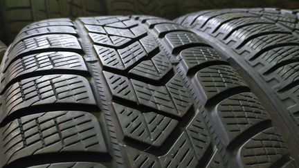 255 50 19 Pirelli Scorpion Winter Run Flat зимние
