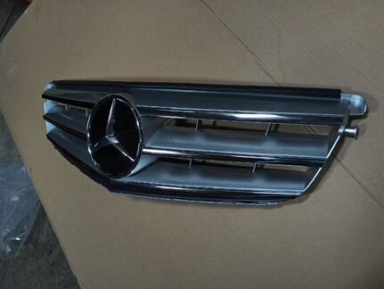 Решетка радиаторная Mercedes c204 W204