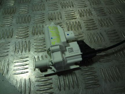 Доводчик задней правой двери Мерседес 222