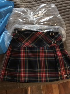 Новые школьные юбки Ferre, оригинал