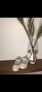 Детские туфли