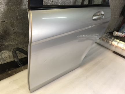 Дверь задняя левая мерседес C204 W204