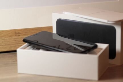 iPhone 7 черный 128 гб
